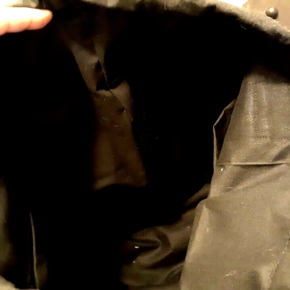 Travel the Globe Bucket Tote Sling Bag Map Print Ivory Black Large Oval carryall - Picture 7 of 7